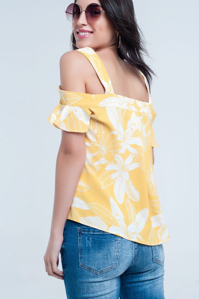 q2 shirts yellow flower top and ruffles detail 39086790803714