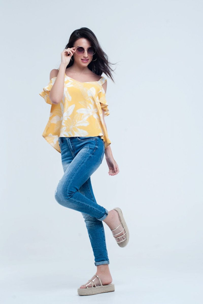 q2 shirts yellow flower top and ruffles detail 39086790869250