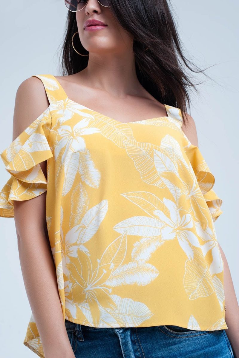 q2 shirts yellow flower top and ruffles detail 39086790934786