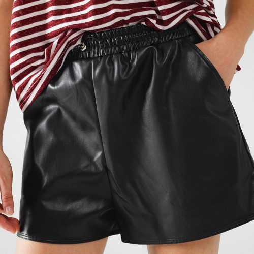 q2 women s shorts black faux leather shorts with gathering at the waist with drawstring black faux leather shorts with gathering at the waist with drawstring 41679187214594