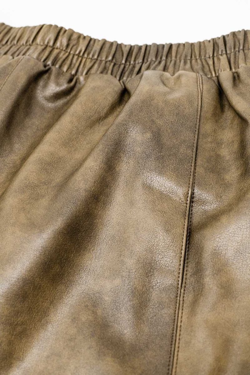 q2 women s shorts faux leather relaxed shorts in vintage brown faux leather relaxed shorts in vintage brown 42115310780674