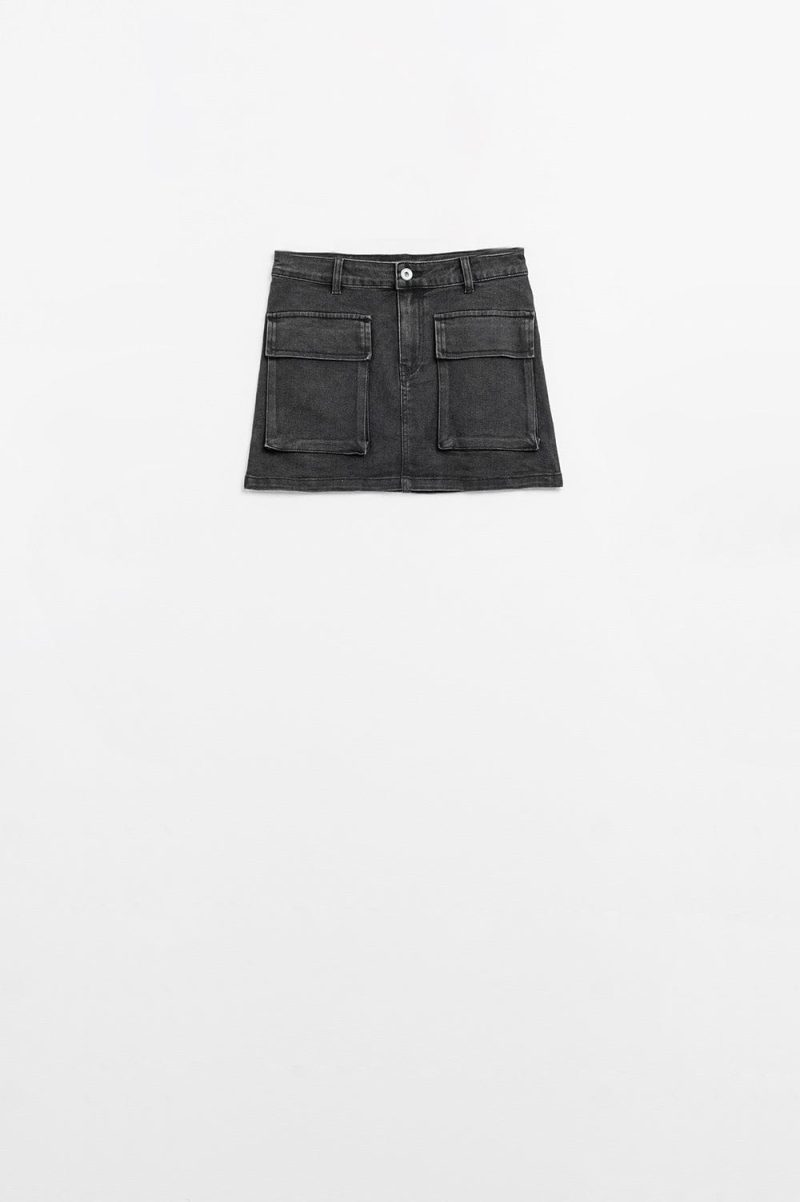 q2 women s skirt black denim miniskirt with cargo pockets black denim miniskirt with cargo pockets 42084517511426