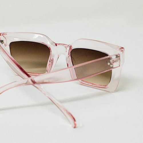 q2 women s sunglasses one size pink 90 s squared sunglasses in pink 90 s squared sunglasses in pink 9377626 56780 2377702621016 39271026950402