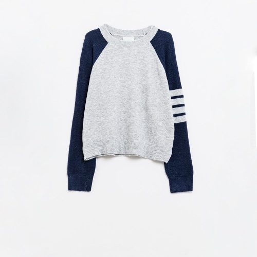 q2 women s sweater bi color raglan sleeve pullover in navy and grey bi color raglan sleeve pullover in navy and grey 42115296297218