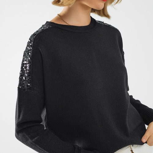 q2 women s sweater one size black black long sleeves sweater with sequins on the shoulders black long sleeves sweater with sequins on the shoulders 5557101 63030 2610900121019 41960319877378