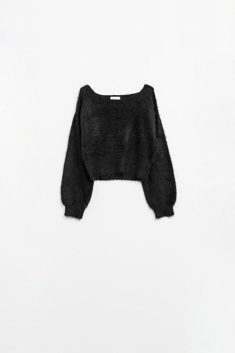 q2 women s sweater one size black cropped fluffy sweater in black fitted at the waist cropped fluffy sweater in black fitted at the waist 5612101 63045 2612400121018 41845954969858