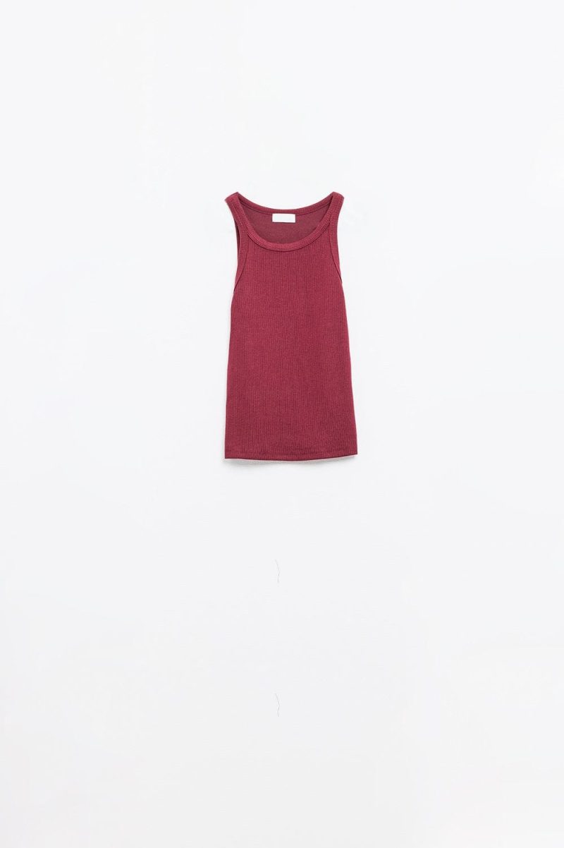 q2 women s tees tanks sleeveless burgundy top with ribbed details sleeveless burgundy top with ribbed details 41845947236610